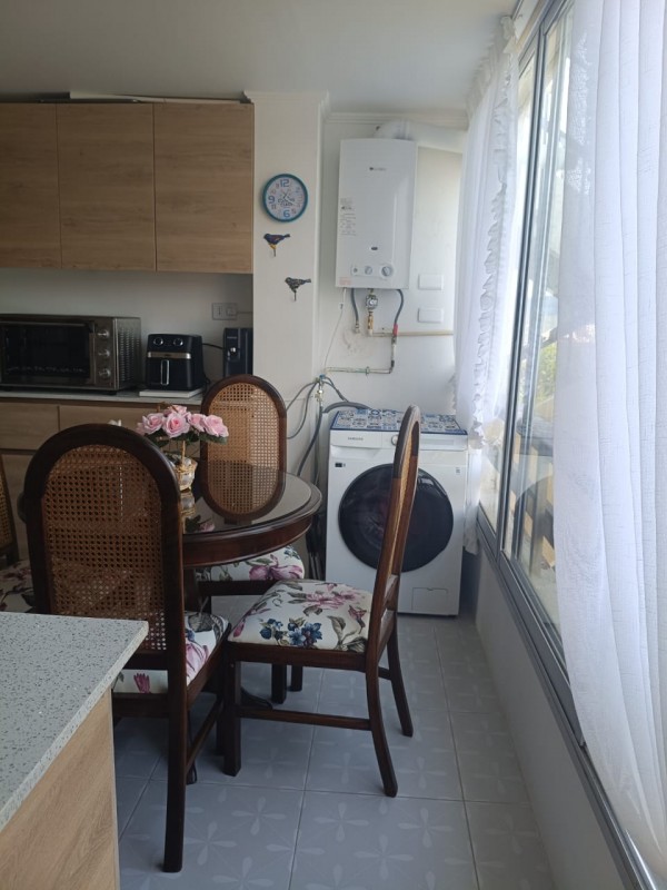 en Venta Amplio Departamento Con Vista Al Mar, Viña del Mar
