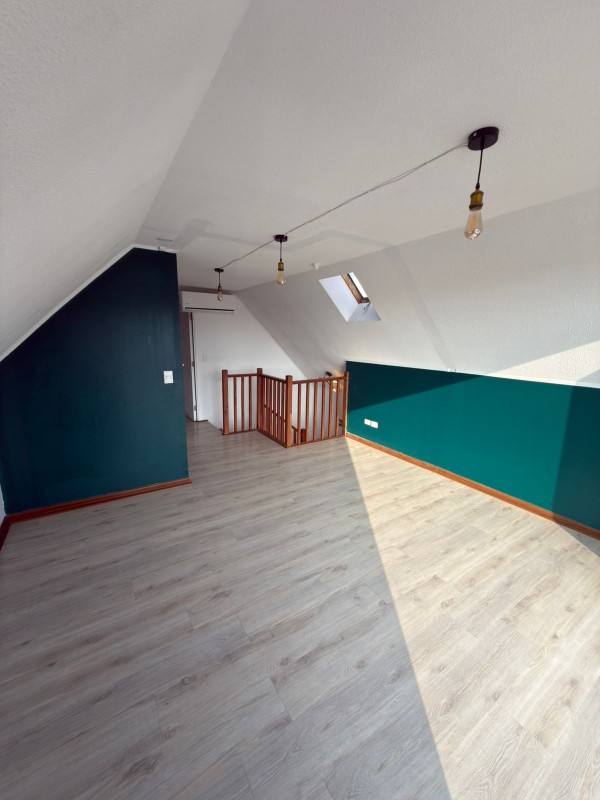 Casa Estilo Loft Con Amplio Patio para Empresas