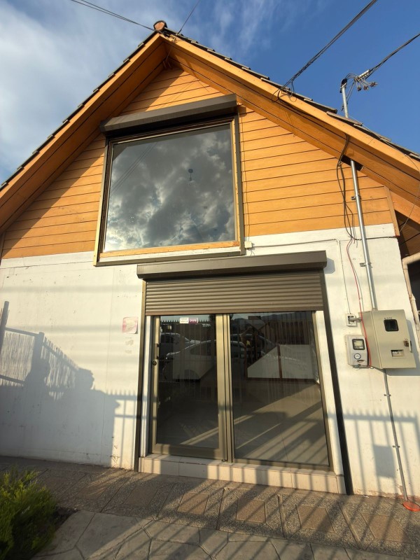 Casa Estilo Loft Con Amplio Patio para Empresas