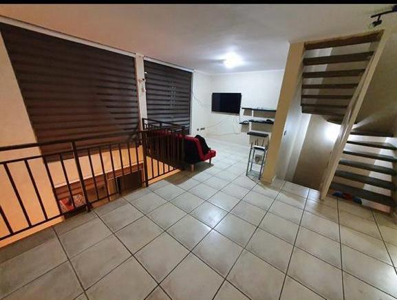 Oportunidad!! Casa en Venta en Parque Ingles. 5D + 3B