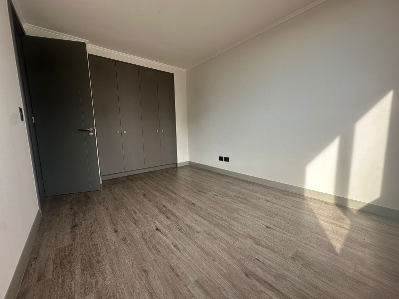 Departamento en Arriendo en la Cisterna Con Estacionamiento