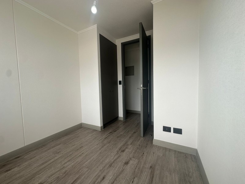 Departamento en Arriendo en la Cisterna Con Estacionamiento