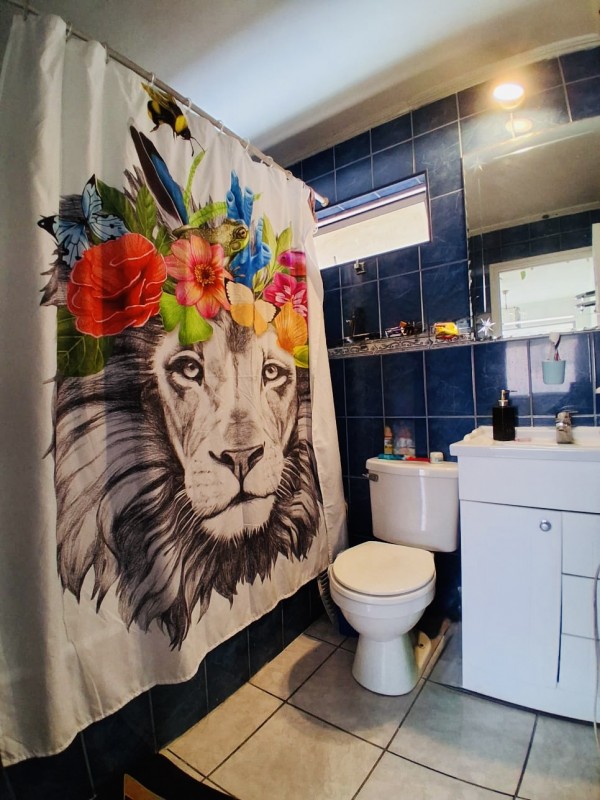 Casa Cerca Al Metro Con Generosos Espacios