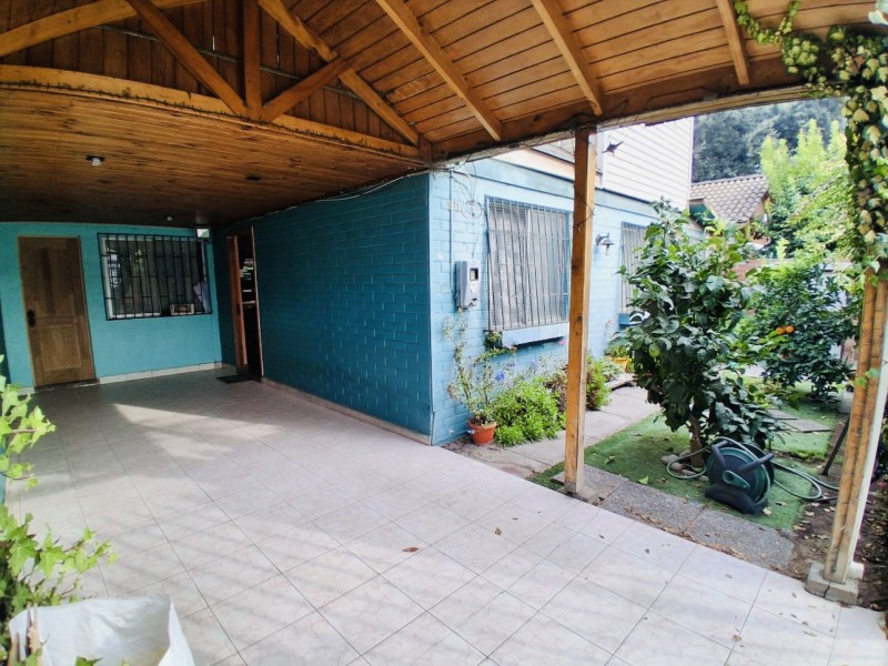 Casa Cerca Al Metro Con Generosos Espacios