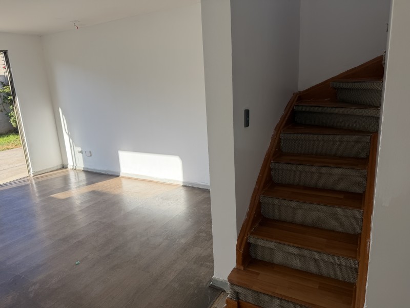 Casa 2 Pisos, 3Dor/2Bañ. Condo. Mirador del Valle, S.joaquin