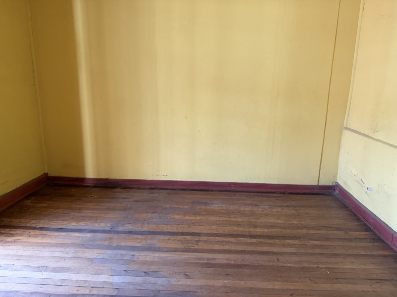 Casa 1 Piso 6 Dormitorios, 450 M2/285 M2, 2 Baños