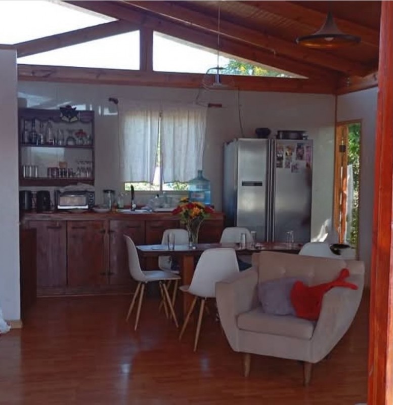 Casa Con Terreno de 1.000 M2, 4 Dorm., 2 Baños, el Romero