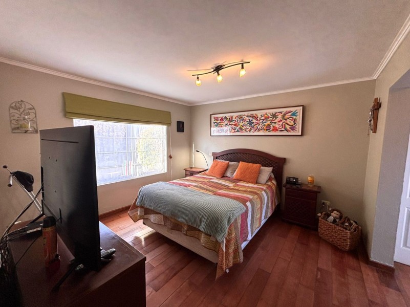 Fyc Vende Amplia Casa, Viña del Mar Alto, Buena Conectividad
