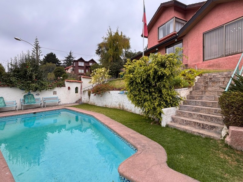 Fyc Arrienda Casa en Jardín del Mar, Amplios Espacios