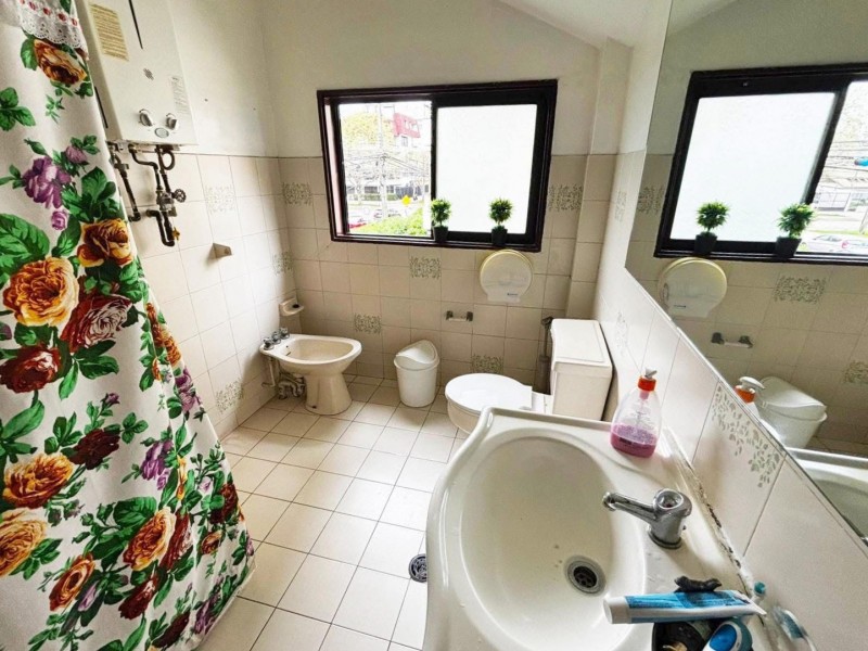 Fyc Vende Casa Estilo Inglés en Viña del Mar, 7 Dormitorios