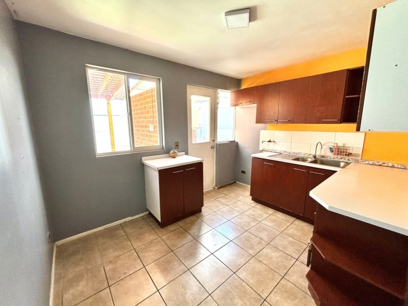 Fyc Vende Preciosa Casa en Condominio Alto Laguna, Curauma