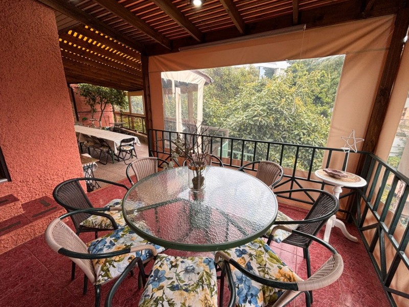 Fyc Arrienda Casa en Jardín del Mar, Amplios Espacios