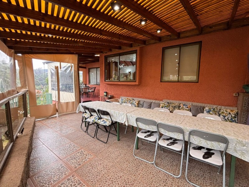 Fyc Arrienda Casa en Jardín del Mar, Amplios Espacios