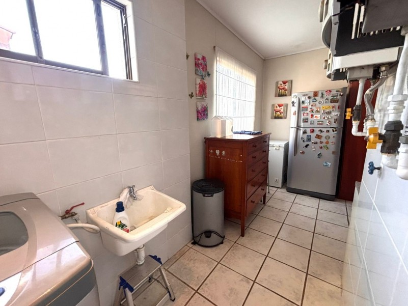 Fyc Vende Amplia Casa, Viña del Mar Alto, Buena Conectividad