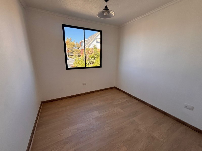 Fyc Vende Casa de 3 Pisos Con Mansarda en Villa Fundadores