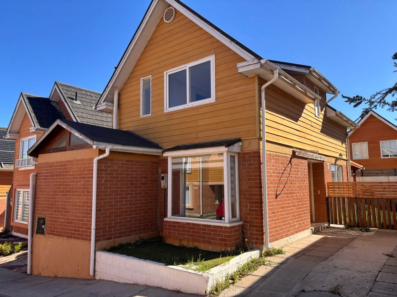 Fyc Vende Casa en Condominio Alto Laguna de Curauma