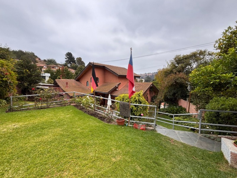 Fyc Arrienda Casa en Jardín del Mar, Amplios Espacios