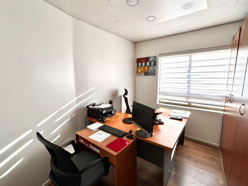 Se Vende Oficina en el Centro de Valparaíso