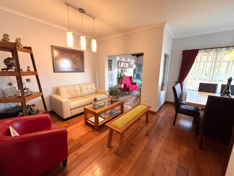 Fotografía de Fyc Vende Amplia Casa, Viña del Mar Alto, Buena Conectividad