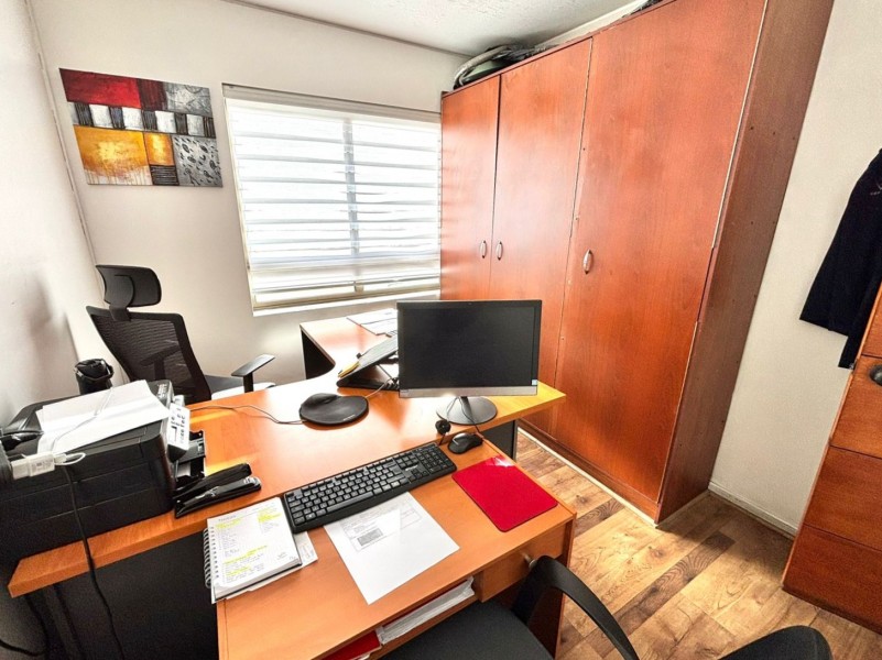 Se Vende Oficina en el Centro de Valparaíso