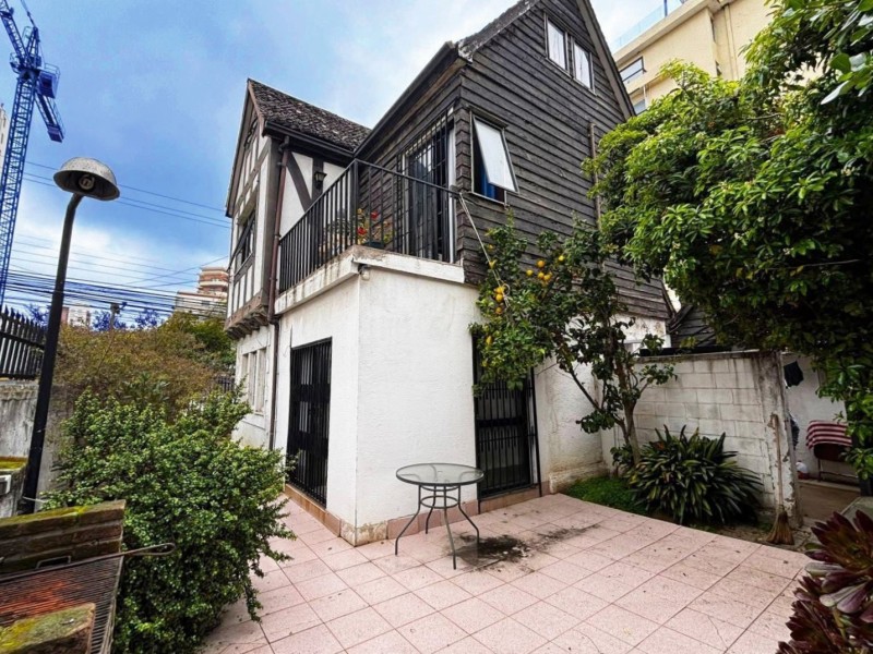 Fyc Vende Casa Estilo Inglés en Viña del Mar, 7 Dormitorios