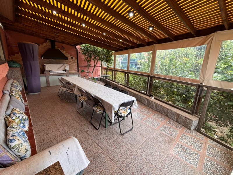 Fyc Arrienda Casa en Jardín del Mar, Amplios Espacios