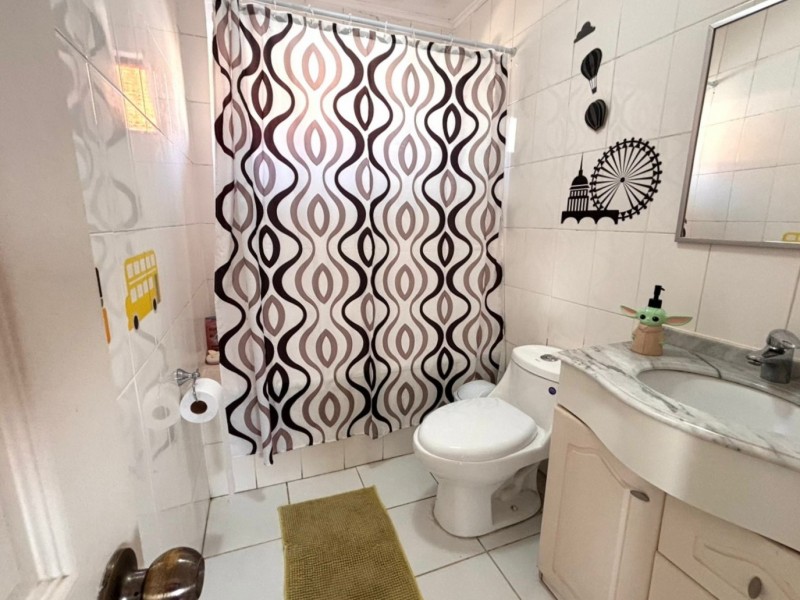 Fyc Vende Amplia Casa, Viña del Mar Alto, Buena Conectividad