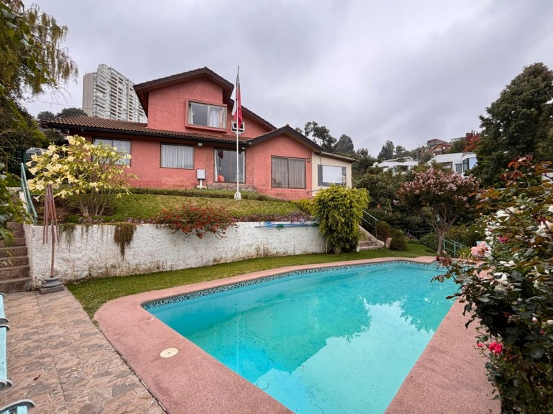 Fyc Arrienda Casa en Jardín del Mar, Amplios Espacios