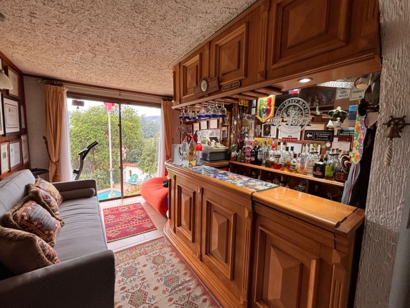 Fyc Arrienda Casa en Jardín del Mar, Amplios Espacios