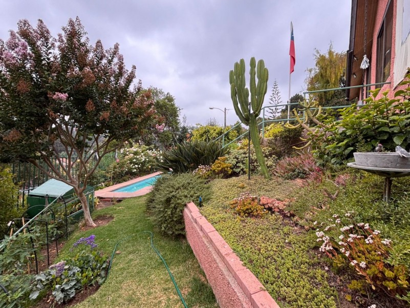 Fyc Arrienda Casa en Jardín del Mar, Amplios Espacios