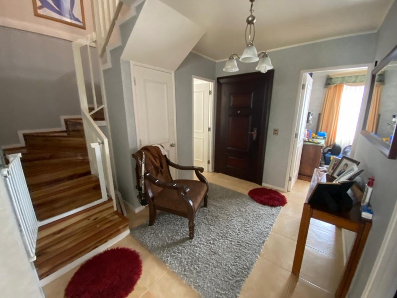 Fyc Vende Excelente Casa en Condominio en Curauma