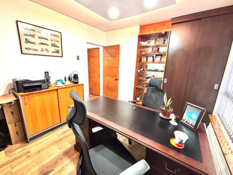 Se Vende Oficina en el Centro de Valparaíso