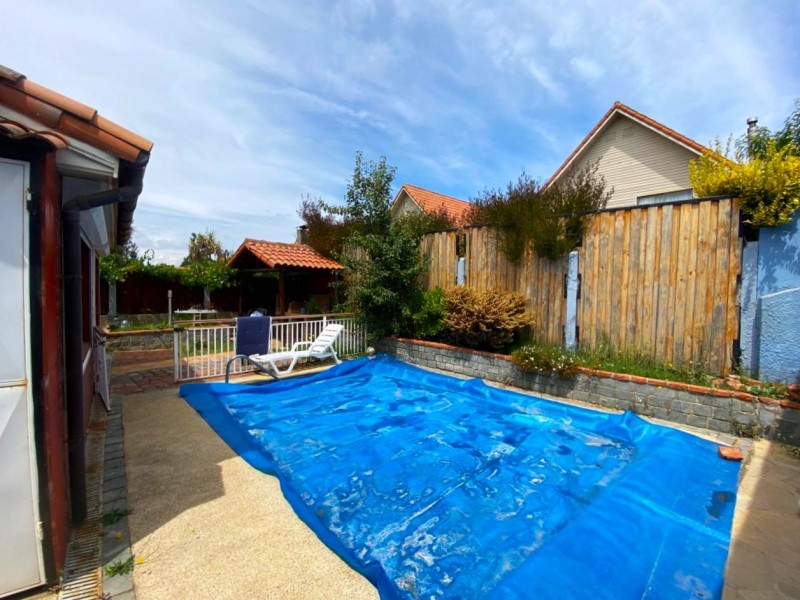 Fyc Vende Excelente Casa en Condominio en Curauma