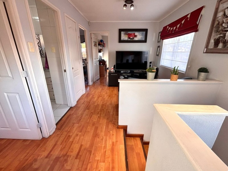 Fyc Vende Amplia Casa, Viña del Mar Alto, Buena Conectividad