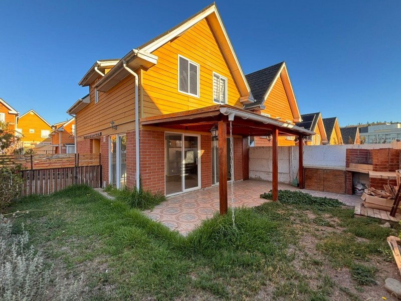 Fyc Vende Casa en Condominio Alto Laguna de Curauma