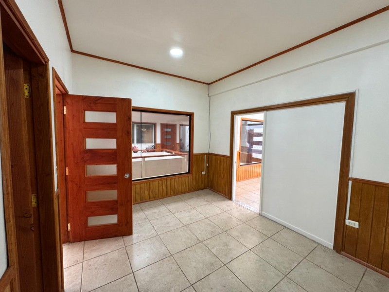Arrienda Moderno Local Sector Comercial Villarrica