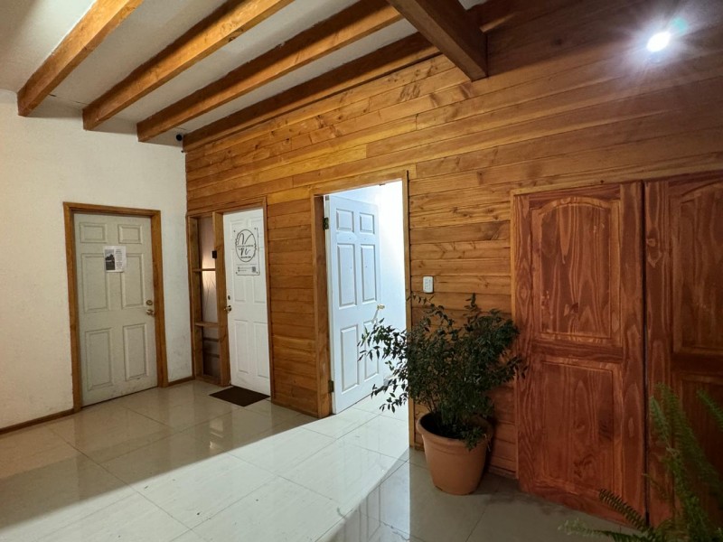 Moderna Oficina Sector de Alto Flujo Comercial