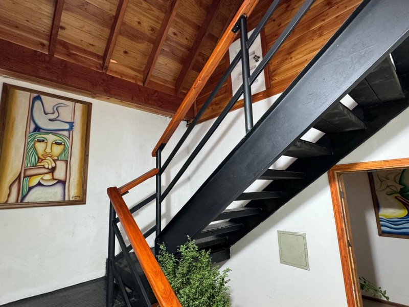 Moderna Oficina Sector de Alto Flujo Comercial