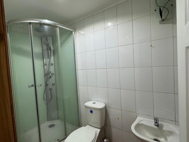 Moderna Oficina Sector de Alto Flujo Comercial