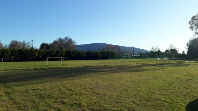 Terreno y Complejo Canchas de Futbolito