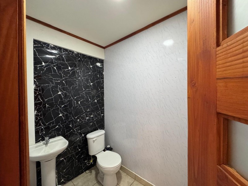 Arrienda Moderno Local Sector Comercial Villarrica