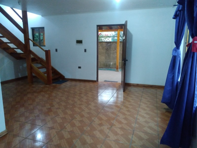 Se Arrienda Casa 112M2- 2 Pisos C/terreno 480M2 Lo Miranda