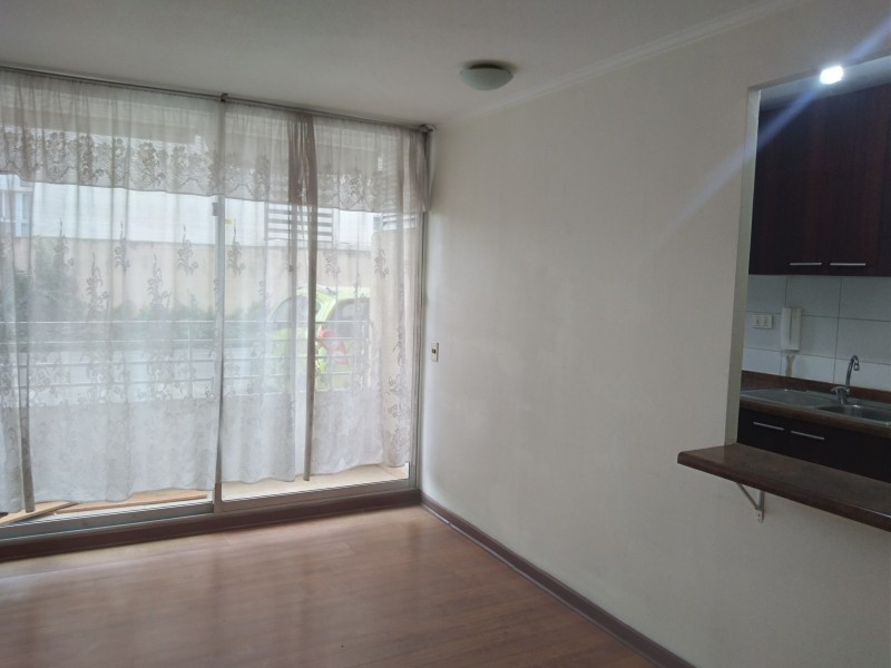 Se Arrienda Departamento 1Er.piso C/estacionamiento y Bodega