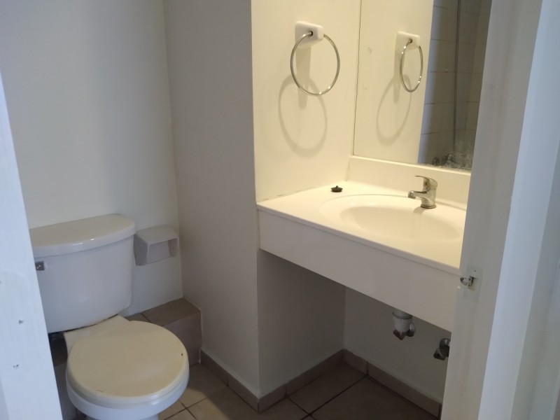 Se Arrienda Departamento 1Er.piso C/estacionamiento y Bodega