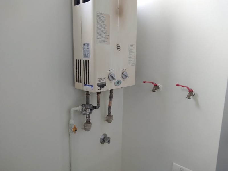 Se Arrienda Departamento 1Er.piso C/estacionamiento y Bodega