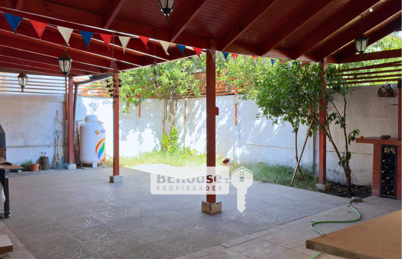 Reservada Gran Casa Aislada en Venta Valle Grande, Lampa