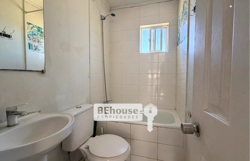 Segura Casa en Excelente Condominio en Lampa Cacique Colin