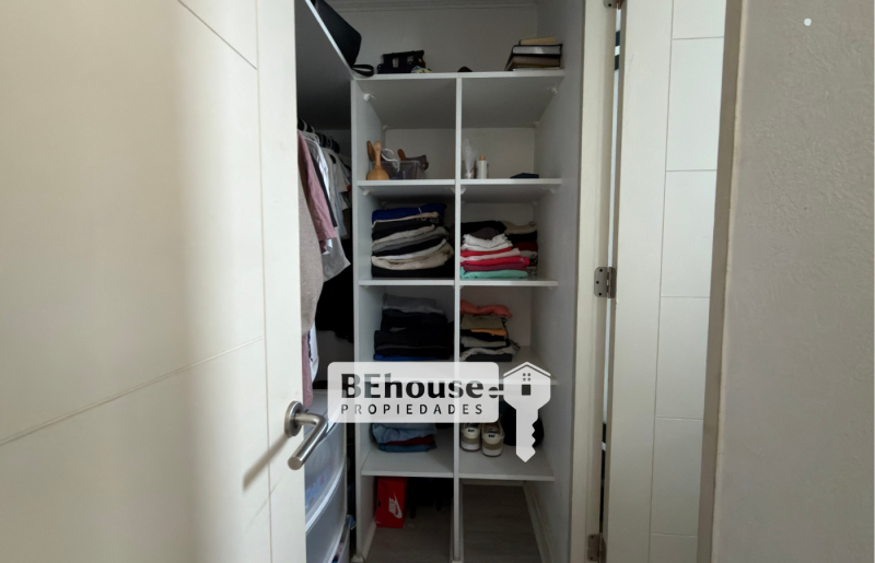 Estupenda Casa Con Cocina Remodelada en Valle Grande Lampa
