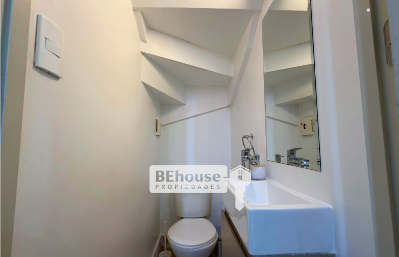 Estupenda Casa Con Cocina Remodelada en Valle Grande Lampa