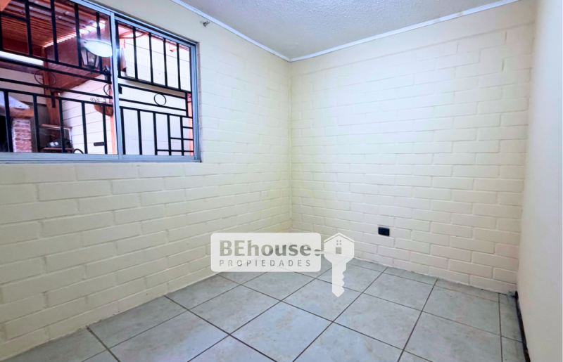 Casa en Venta de un Piso en Valle Grande, Lampa